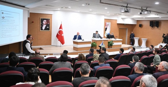 Kartepe Meclisinde Deprem Şehitlerine Saygı Duruşu