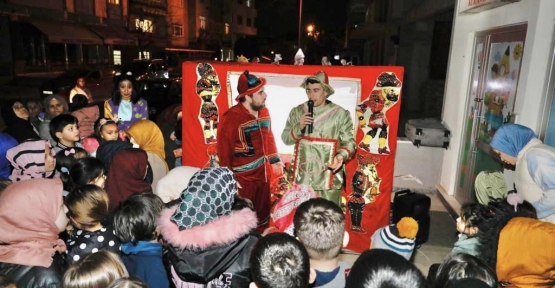 Körfezli Çocuklar Hacivat-Karagöz İle Eğlendi
