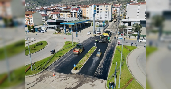 Mor Lale Sokak Baştan Sona Yenilendi