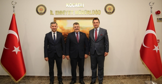 MÜDÜR VEYSAL TİPİOĞLU’NA HEMŞEHRİLERİNDEN DESTEK
