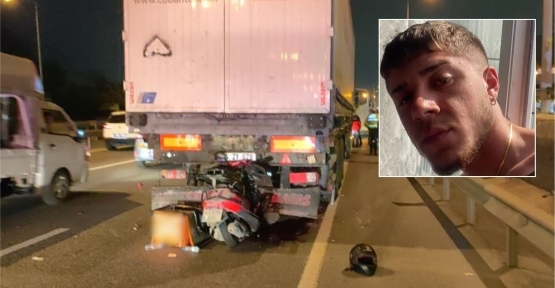 Motosiklet Tıra Ok Gibi Saplandı: Motokurye Hayatını Kaybetti