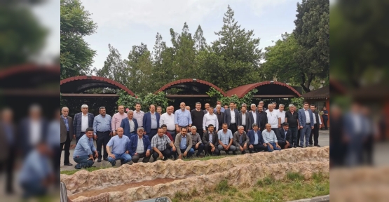 Şayir, Deprem Bölgesinde Esnaf ve Muhtarlarla Buluştu
