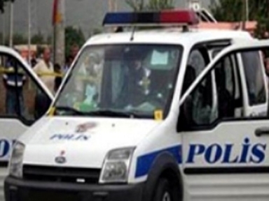 Gebze'de polis ekibine saldırı