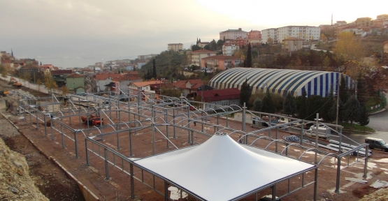 İZMİT MODERN KAPALI PAZARLARA KAVUŞUYOR