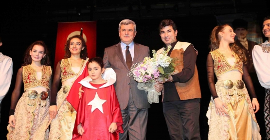 Mehmet Akif, Tuluyhan’ın piyanosunda bir kez daha devleşti