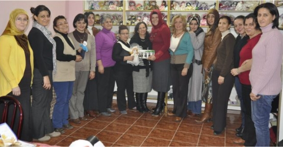Okutan Anneler Derneği’ne Trabzonlulardan destek