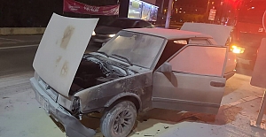 SEYİR HALİNDEKİ ARACIN MOTOR KISMINDA...