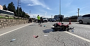 MOTOSİKLET TIR DORSESİNİN ALTINA YUVARLANDI, SÜRÜCÜ HAYATINI KAYBETTİ
