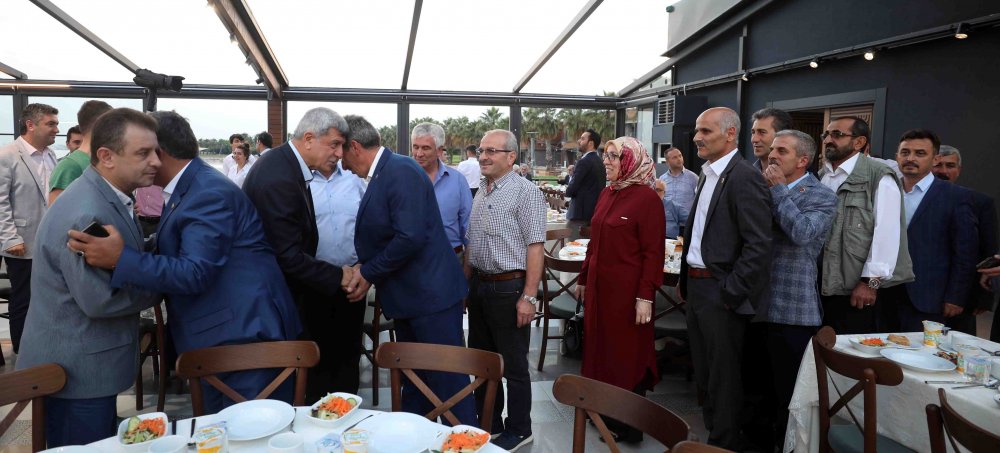 Karaosmanoğlu, ‘’Muhtarlarımız hayal etsin biz hayata geçirelim’’ ile ilgili görsel sonucu