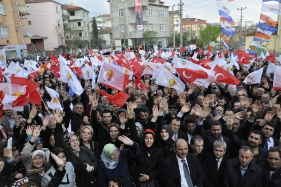 AK PARTİ KÖRFEZ İLÇEYİ SALLADI..!