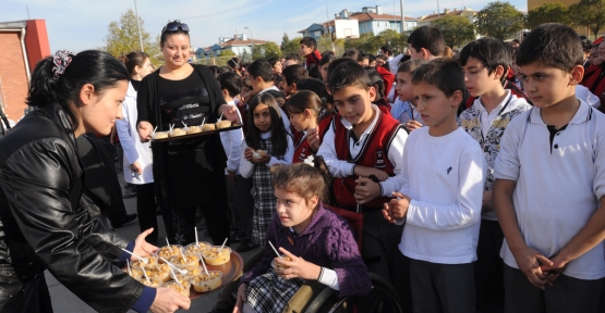 17 Ağustos Okulu’nda Aşure Günü Düzenlendi