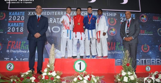 Kağıtspor'lu Karateciler Akdeniz Şampiyonasından 4 Madalya İle Döndü