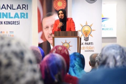   KARAMÜRSEL'DE GÜLSÜM EKİN YENİDEN BAŞKAN