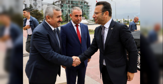 VALİ AKSOY'DAN BAŞKAN BARAN'A İADE-İ ZİYARET