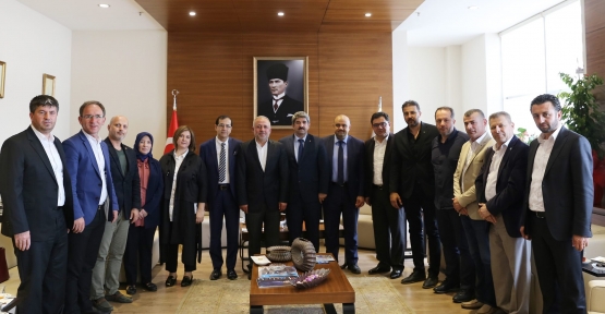 KENT KONSEYİ YÖNETİMİ’NDEN KOCAELİ KENT KONSEYİ’NE ZİYARET