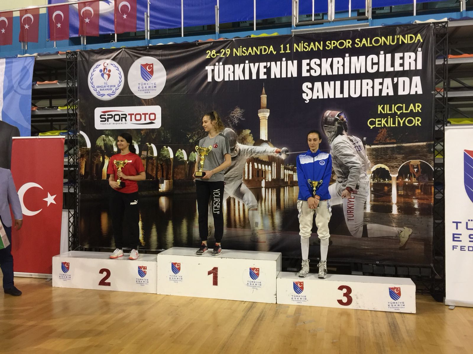 Kağıtsporlu Eskrimciler Şanlıurfayı boş geçmedi