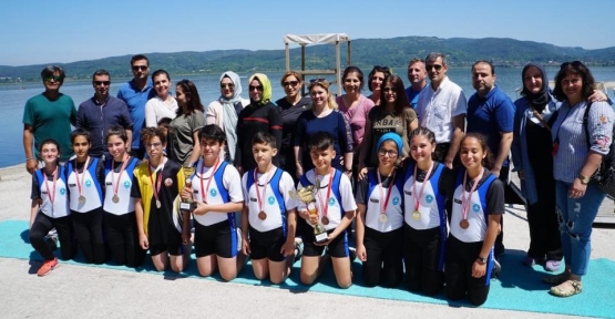 PETKİM ORTAOKULU'NUN BÜYÜK BAŞARISI