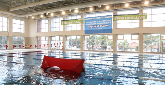    Karamürsel Yüzme Havuzunda Geleceğin Şampiyonları Yetişecek