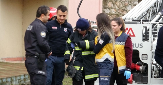 İzmit'te intihar girişimi! 9 katlı binanın çatısına çıktı...