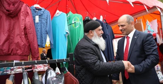 Söğüt, Parti Rozetini  Çıkarttı, Sahaya İndi