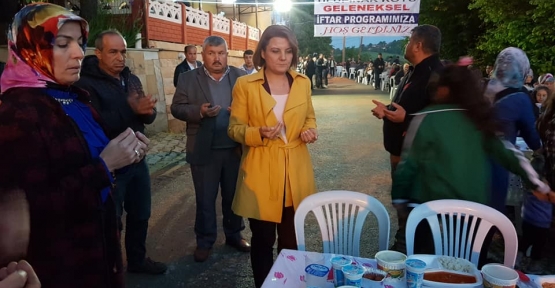Başkan Hürriyet, İftarlarda