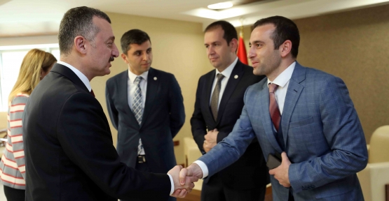 Büyükakın ‘’İnsanımıza faydalı çalışmalara gönlümüzü koyalım’’