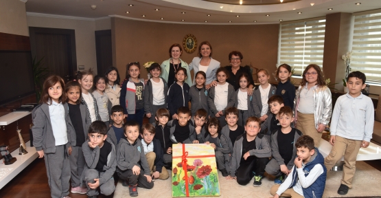 Oğuldan Başkan Anneye Hayırlı Olsun Ziyareti