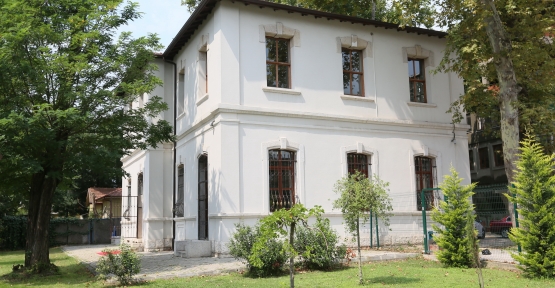 Derince’de Millet Kıraathanesi Açılıyor