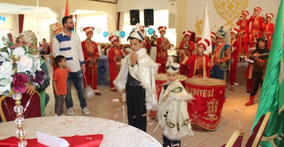 İHH KOCAELİ’DEN YETİM SÜNNET ŞENLİĞİ