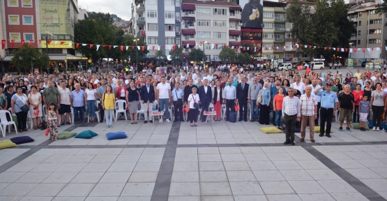 İzmit Belediyesi’nin 30 Ağustos Zafer Bayramı Etkinliklerinin İlk Günü Dolu Dolu Geçti