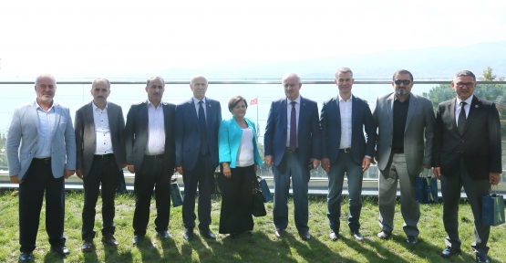 Muhtarlar Derince’de Buluştu