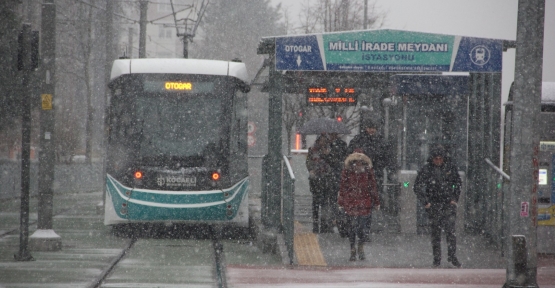 Otobüs ve Tramvaylar Kış Tarifesine Geçti