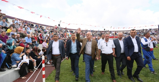 Taşköprü Festivali’ne Görkemli Kapanış
