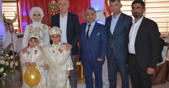 M. Akif Ve Eymen Artık Delikanlı