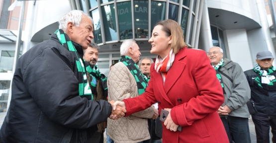 Hürriyet, Kocaelispor’un Eski Yöneticilerini Ve Efsane Futbolcularını Misafir Etti