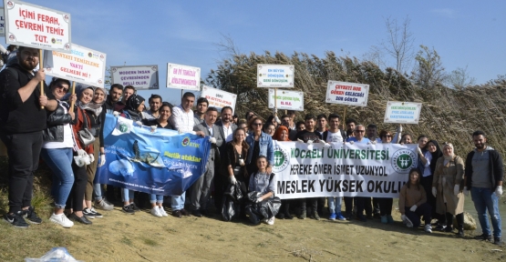 Koü’lü Öğrenciler ‘Eğlenerek’ Temizledi