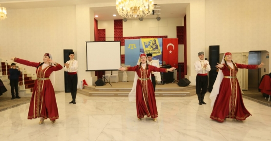Kırım Halk Dansları Büyüledi