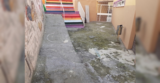 İzmit Belediyesi Hızır Reis İlkokulu’nun Bahçesini Yeniledi