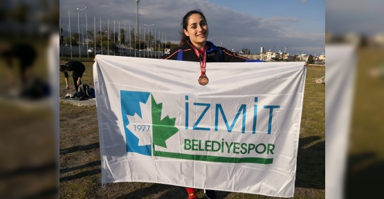 Atletizmde İzmit Belediyespor Rüzgârı