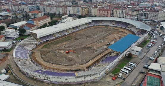 Gebze Stadı’nda zemin hafriyatı kaldırılıyor