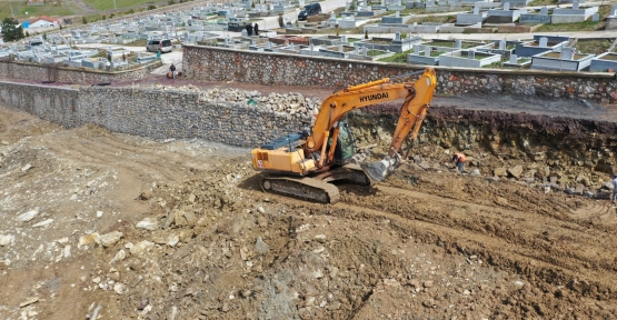 İlimtepe Mezarlığı’na Taş Duvar