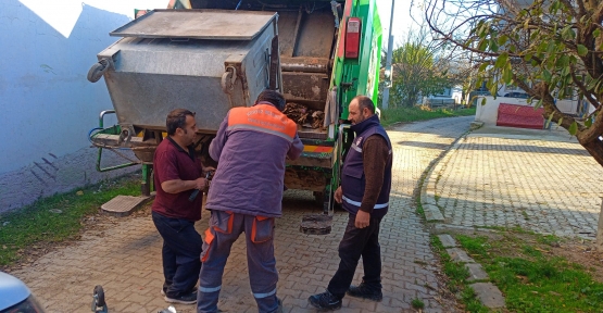 Hasarlı Konteynerler Tamir Ediliyor