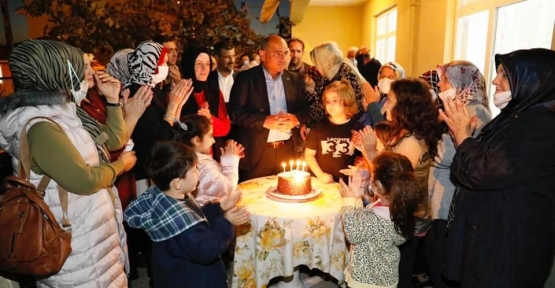 Kirazlıyalı’da AK Parti İçin Sürpriz Kutlama!