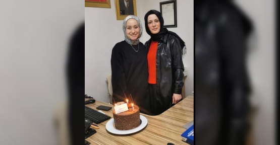 Kübra Olcay İçin Sürpriz Doğum Günü Kutlaması