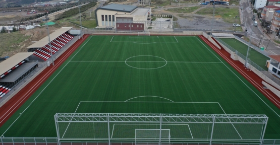Dilovası Şehit Nihat Karadaş Stadı Açılışa Hazır