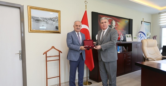 Başkan Aygün’den Ünlü’ye Hayırlı Olsun Ziyareti
