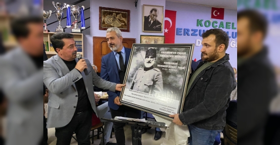 Gözütok’a En Anlamlı Hediye