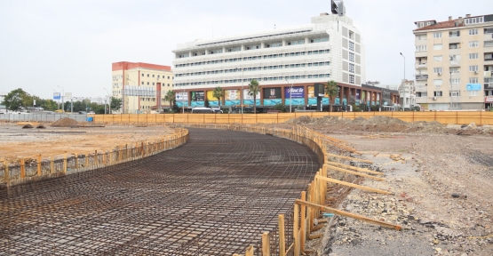 Milli İrade Meydanı’nda Yoğun Çalışma