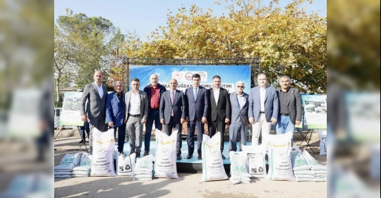 KÖRFEZLİ ÇİFTÇİLERE 37 TON TOHUM DAĞITILDI