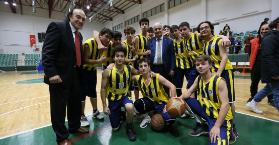 Potada Kazanan Derincespor: 61-55